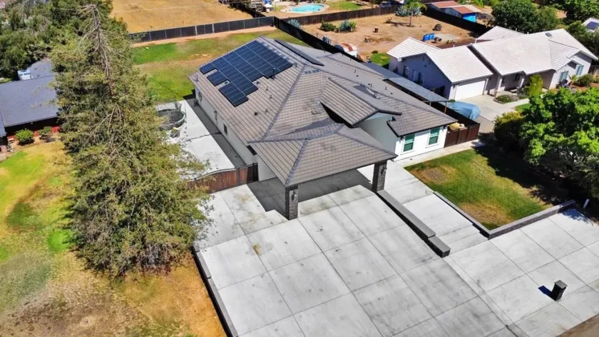 Golden Rays Solar Cleaning Company