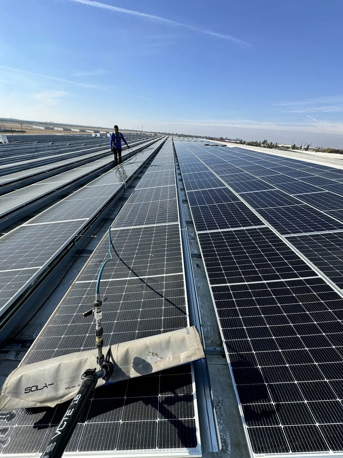 Clean, high-performing rooftop solar panels